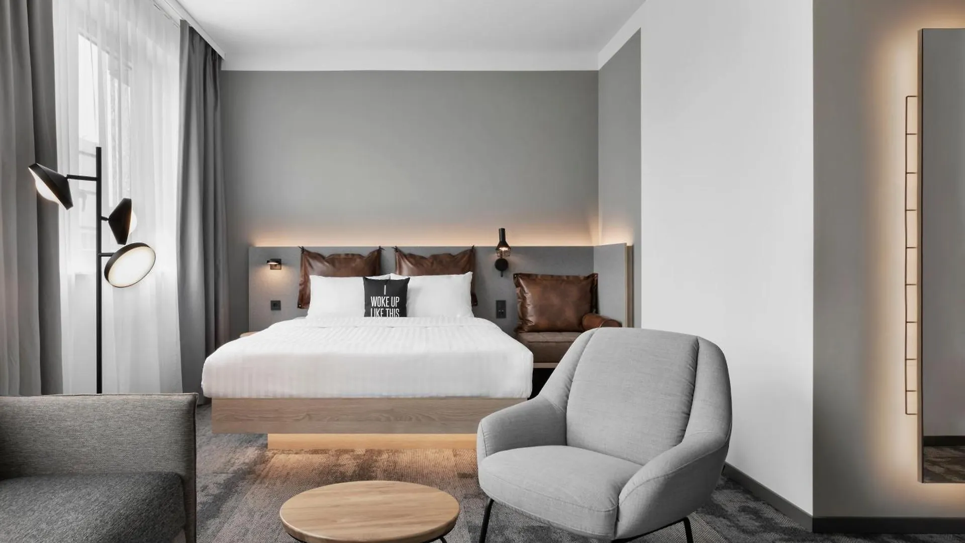 酒店 Moxy Duesseldorf City