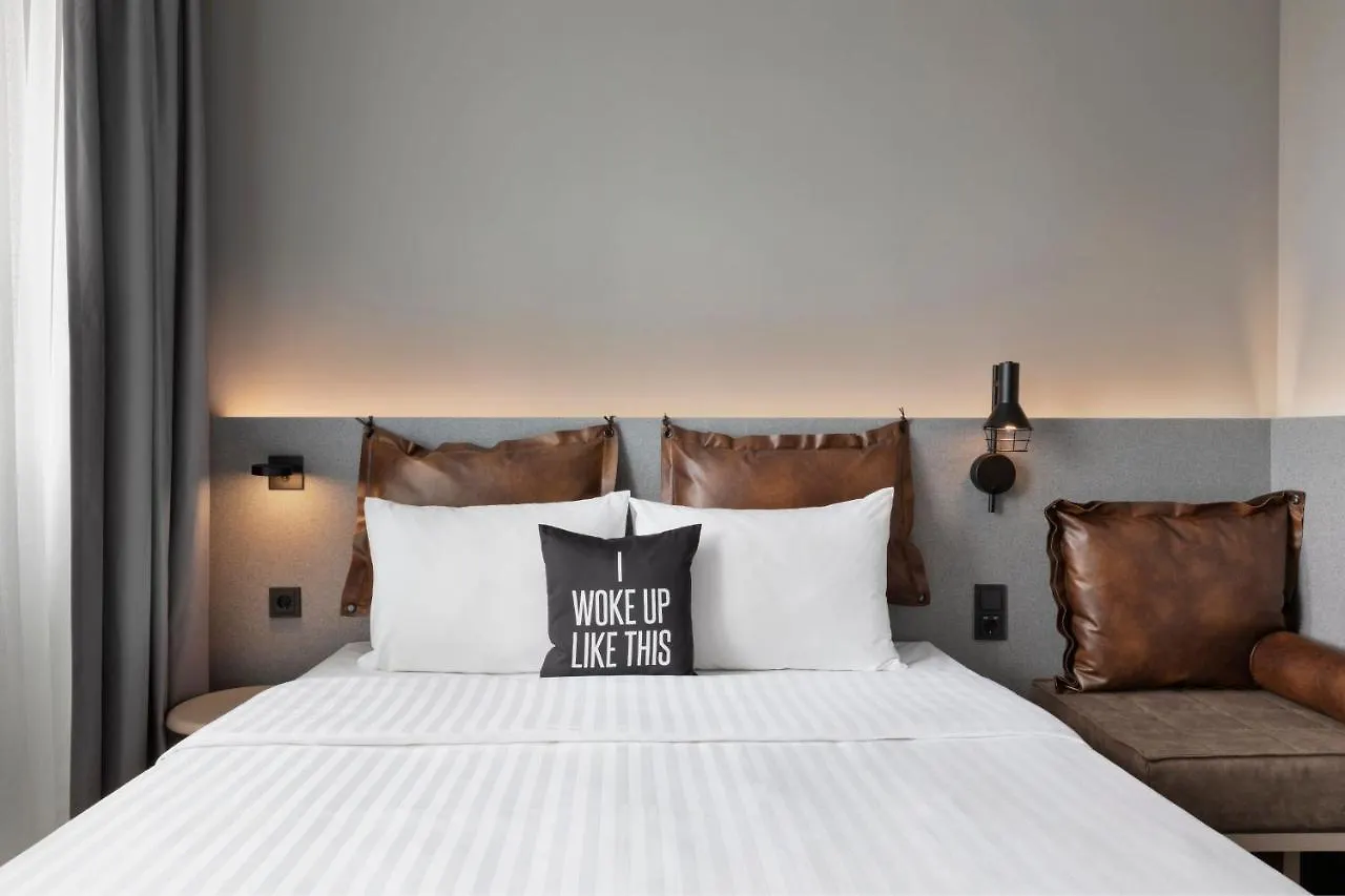 Moxy Duesseldorf City Dusseldorf